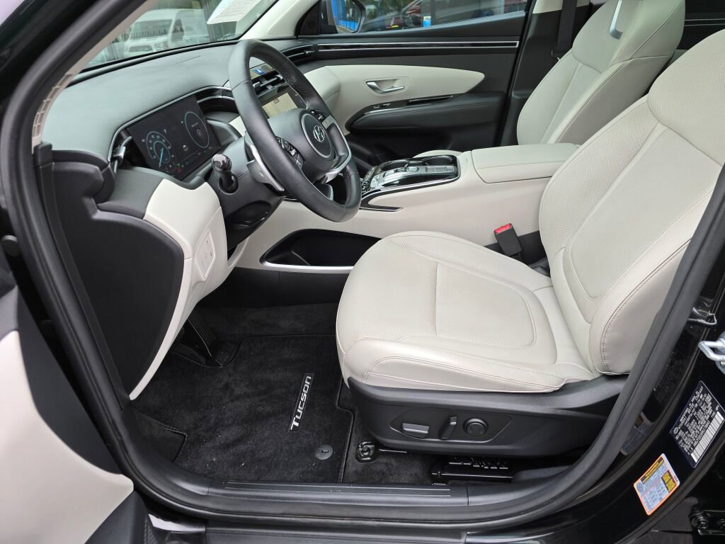 Used 2024 Hyundai Tucson Limited image 12