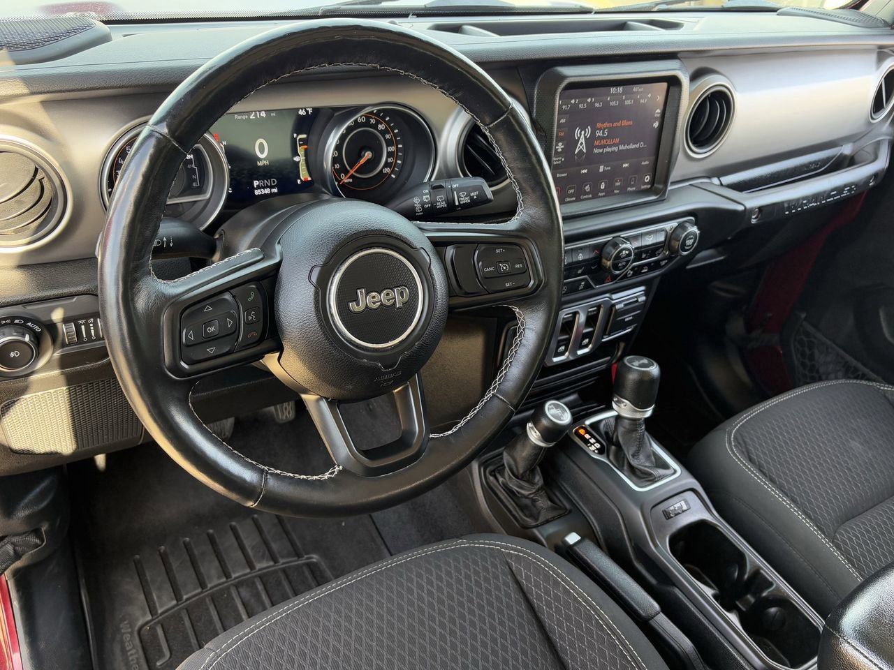 Used 2021 Jeep Wrangler Sport image 13