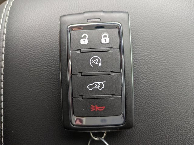 New 2026 Jeep Grand Cherokee L Limited w/ Limited Altitude Package RWD image 34