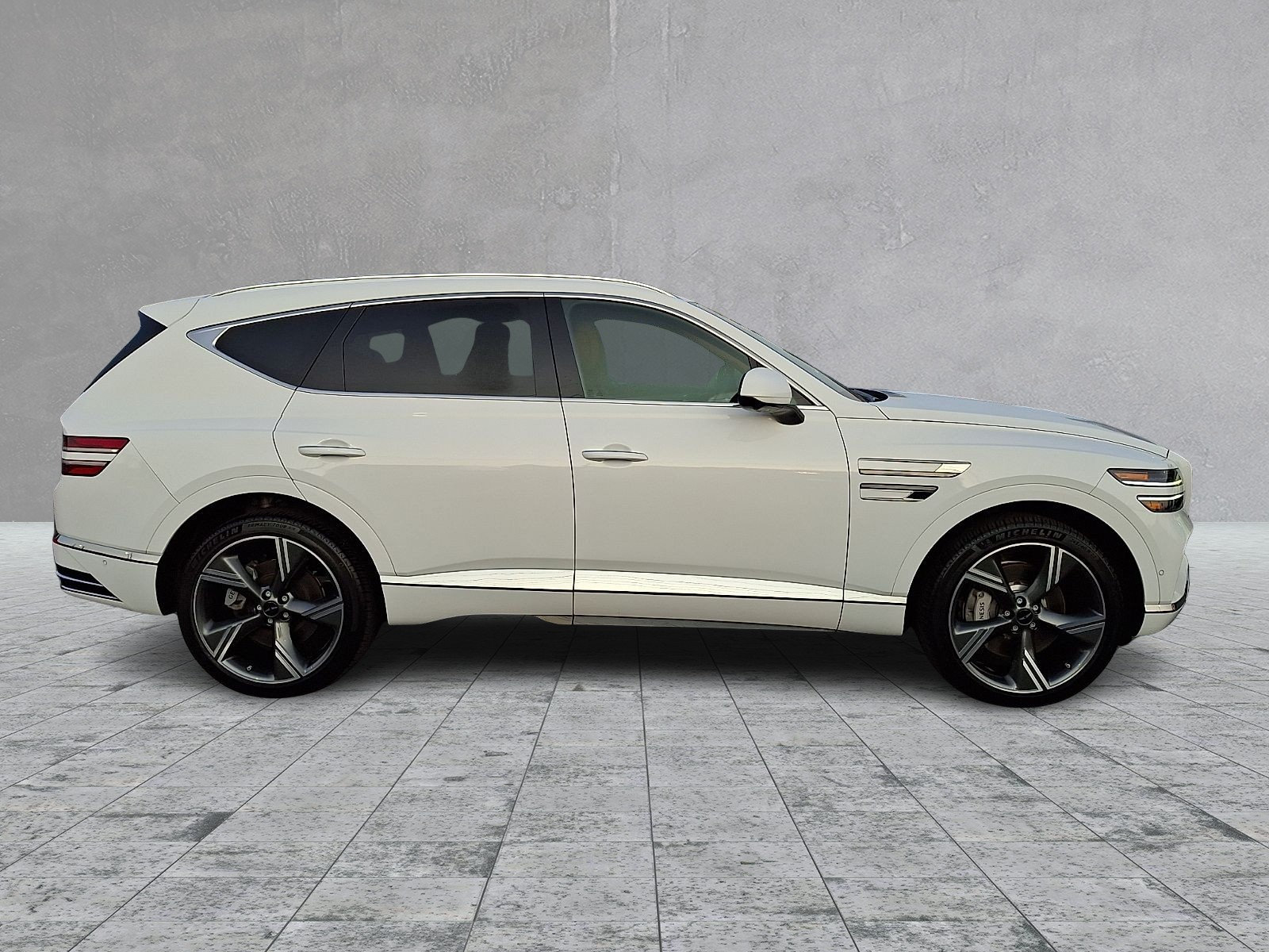 Certified 2025 Genesis GV80 3.5T Prestige AWD/4WD image 7