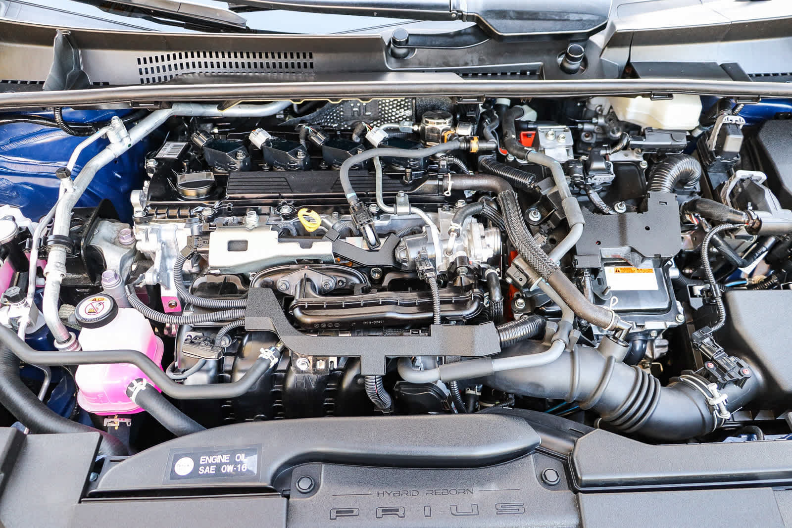 Used 2024 Toyota Prius LE FWD image 25
