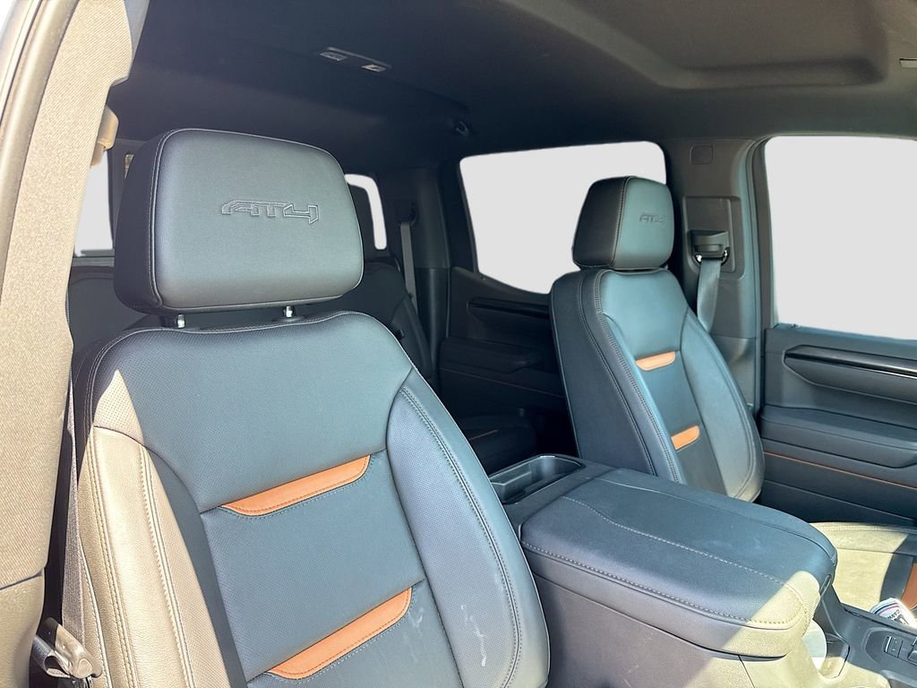 Used 2025 GMC Sierra 1500 AT4 w/ AT4 Premium Package image 26