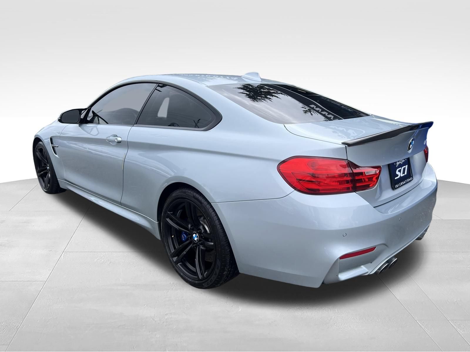 Used 2015 BMW M4 Coupe RWD image 3