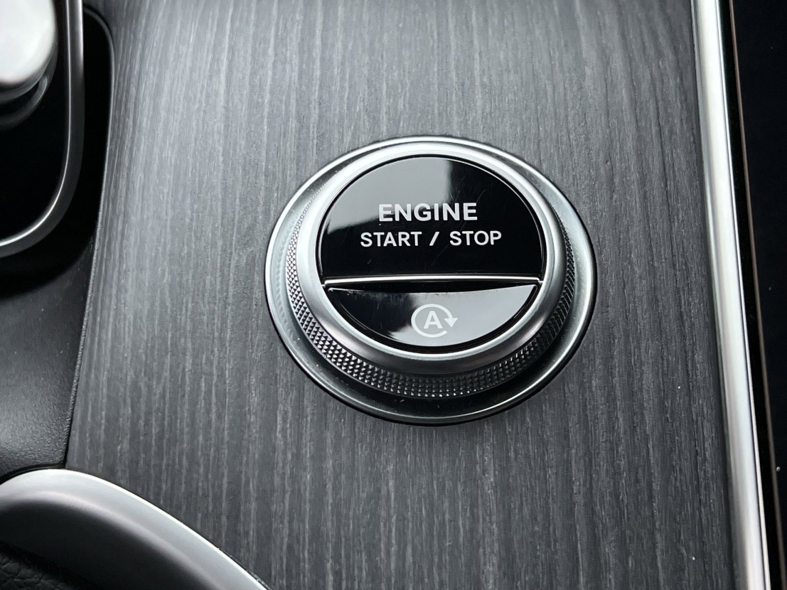 Certified 2024 Mercedes-Benz GLC 300 4MATIC image 31