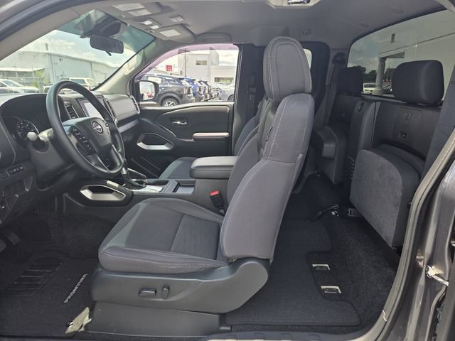 Certified 2024 Nissan Frontier SV w/ Technology Package AWD/4WD image 12