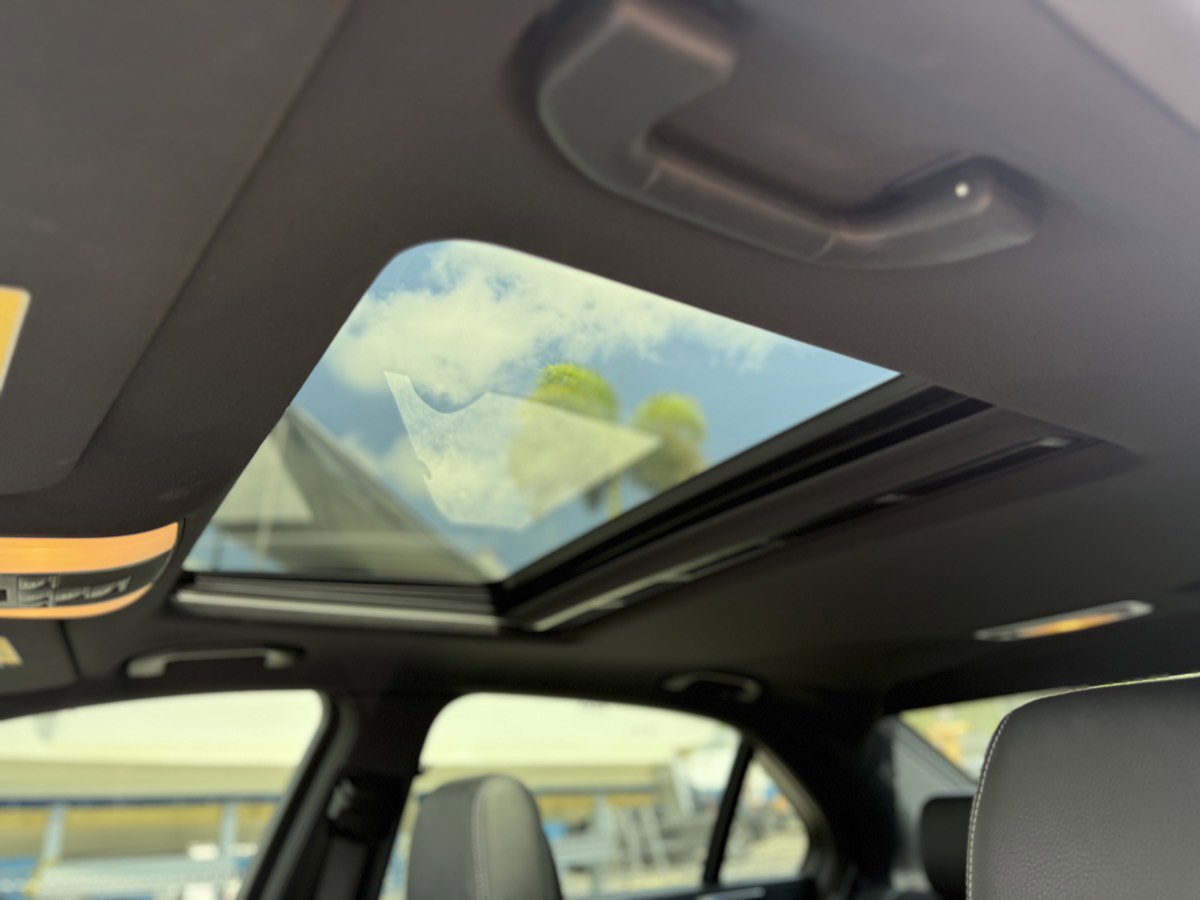 Used 2015 Mercedes-Benz E 350 4MATIC Sedan image 42