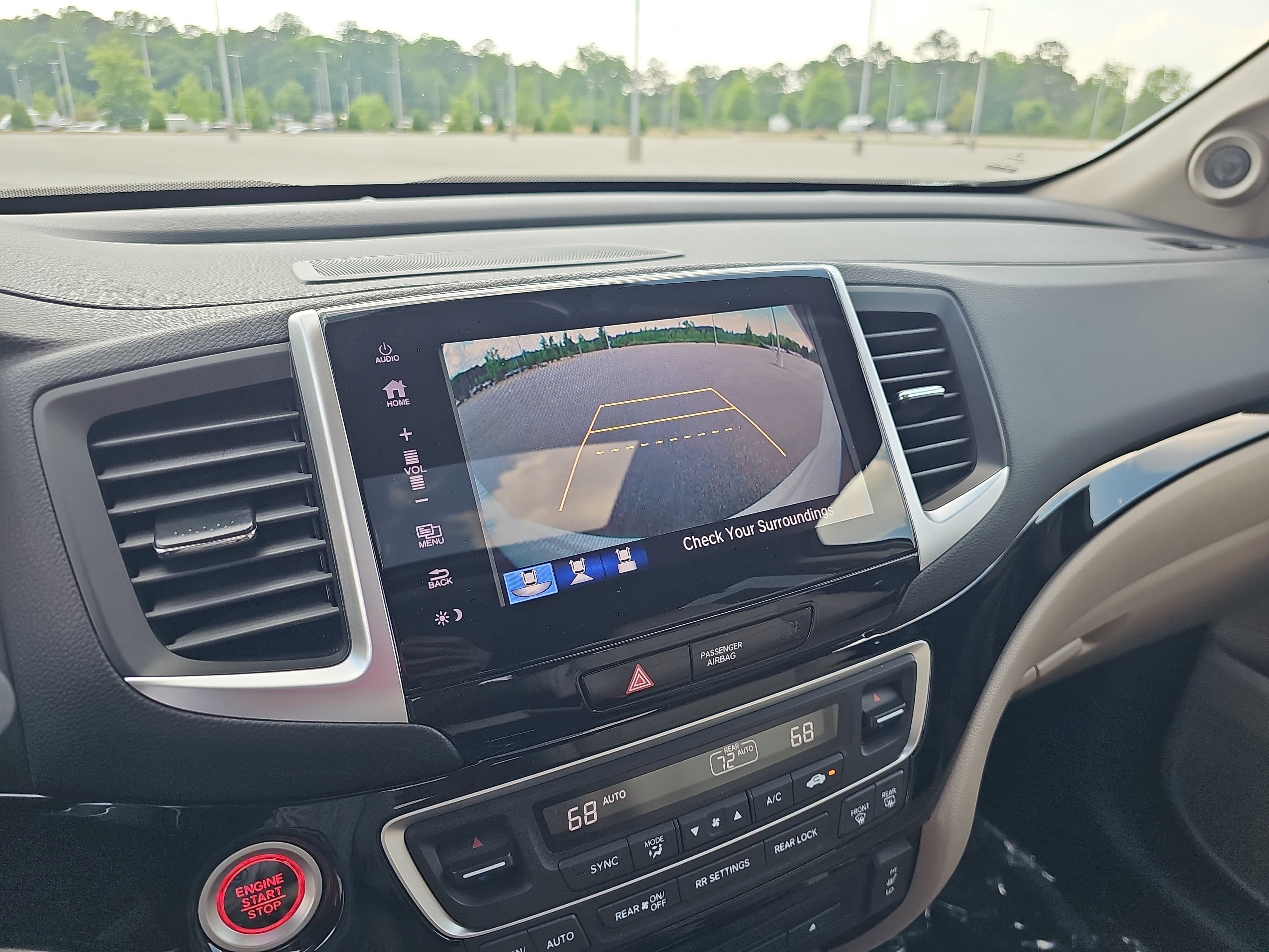 Used 2018 Honda Pilot Touring image 21