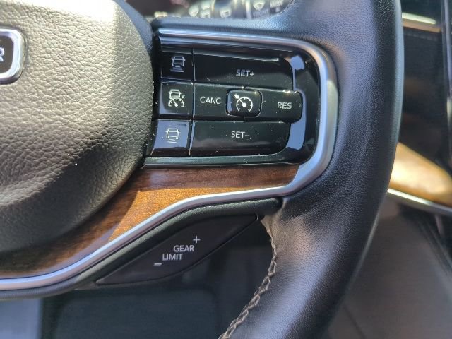 Certified 2024 Jeep Grand Wagoneer L 4WD image 13