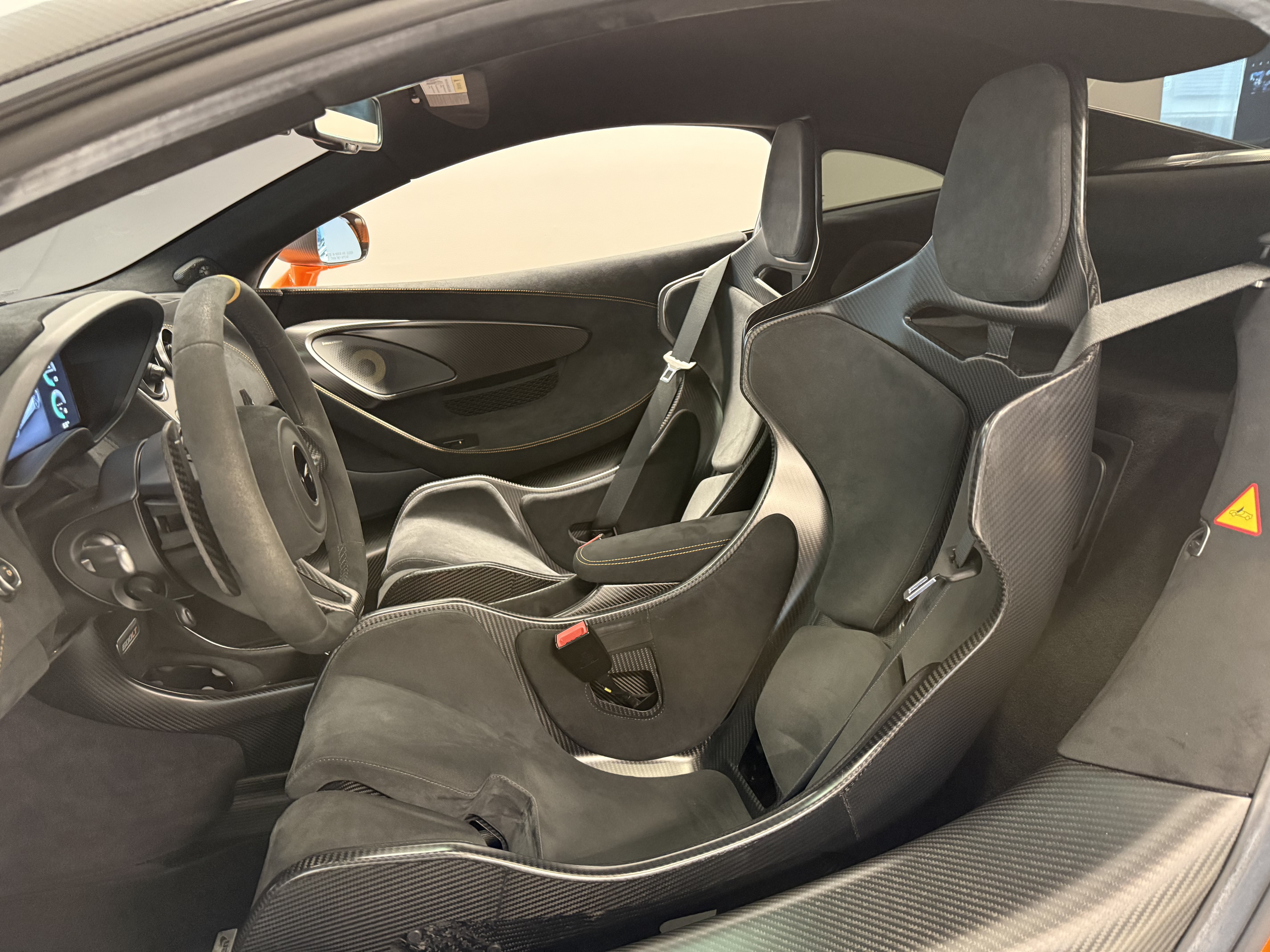 Used 2019 McLaren 600LT RWD image 27