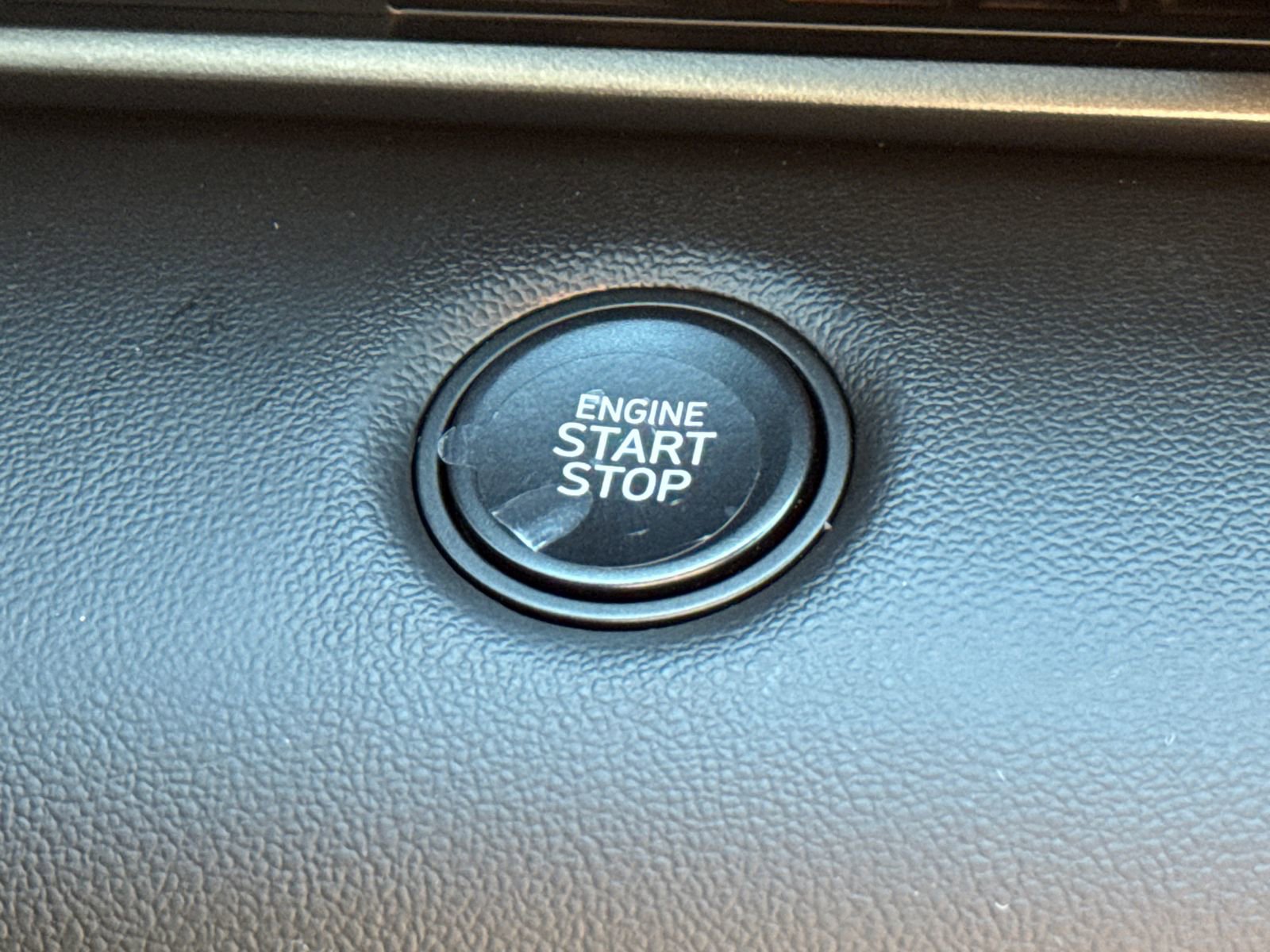 Certified 2025 Hyundai Elantra Sport image 34