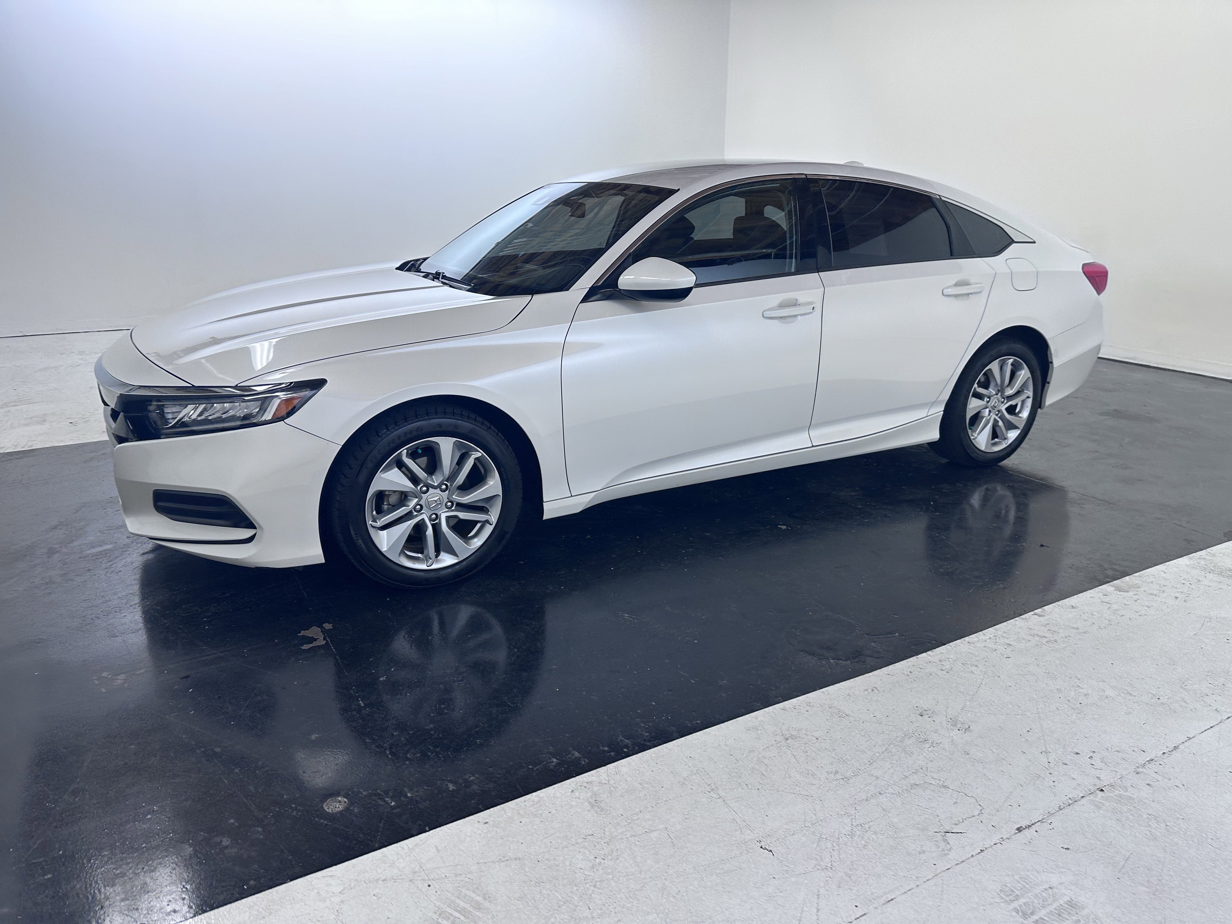 Used 2020 Honda Accord LX image 9