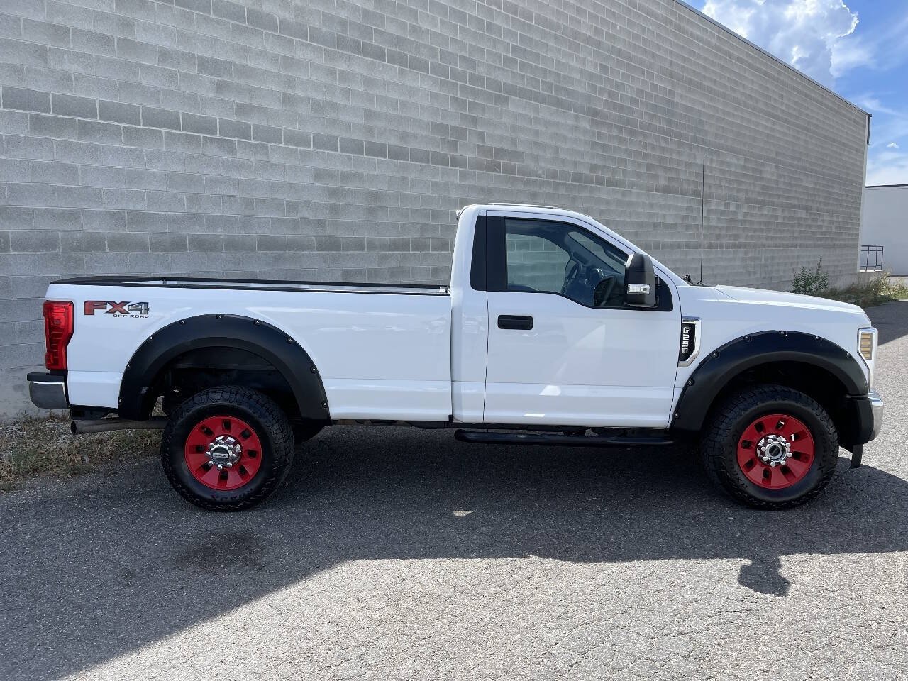 Used 2019 Ford F250 XL w/ Power Equipment Group AWD/4WD image 4