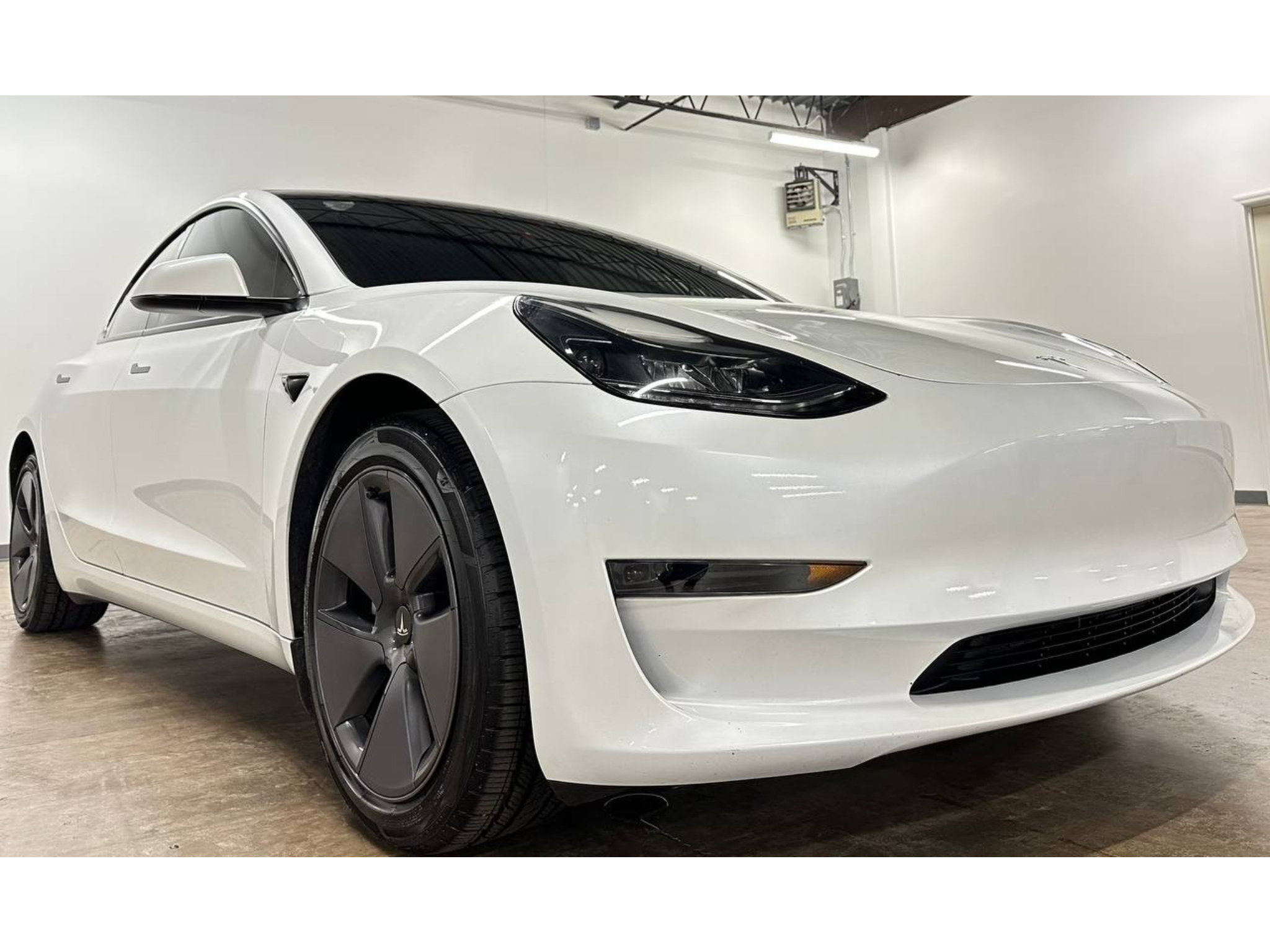 Used 2023 Tesla Model 3 Standard Range RWD image 6