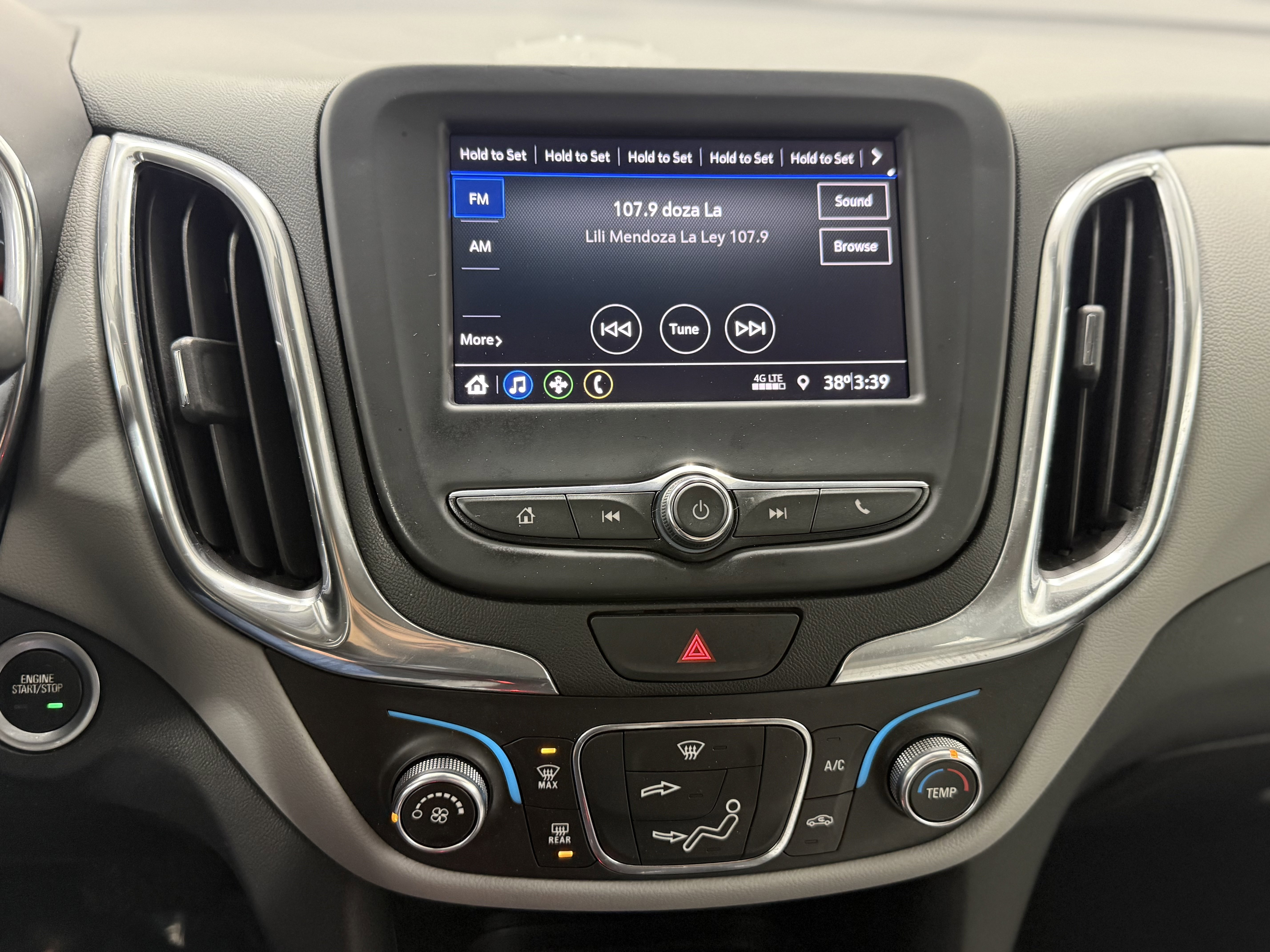 Certified 2021 Chevrolet Equinox LS image 19