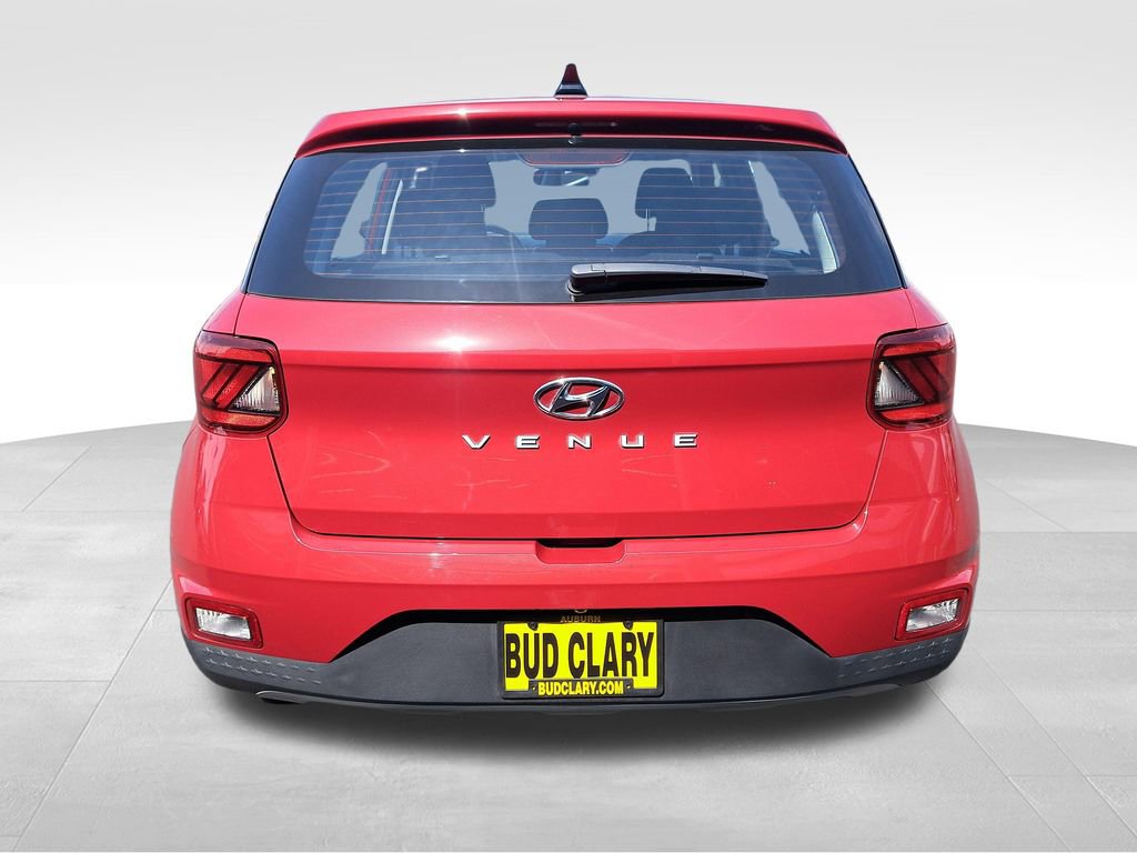 Used 2022 Hyundai Venue SE w/ Cargo Package FWD image 5