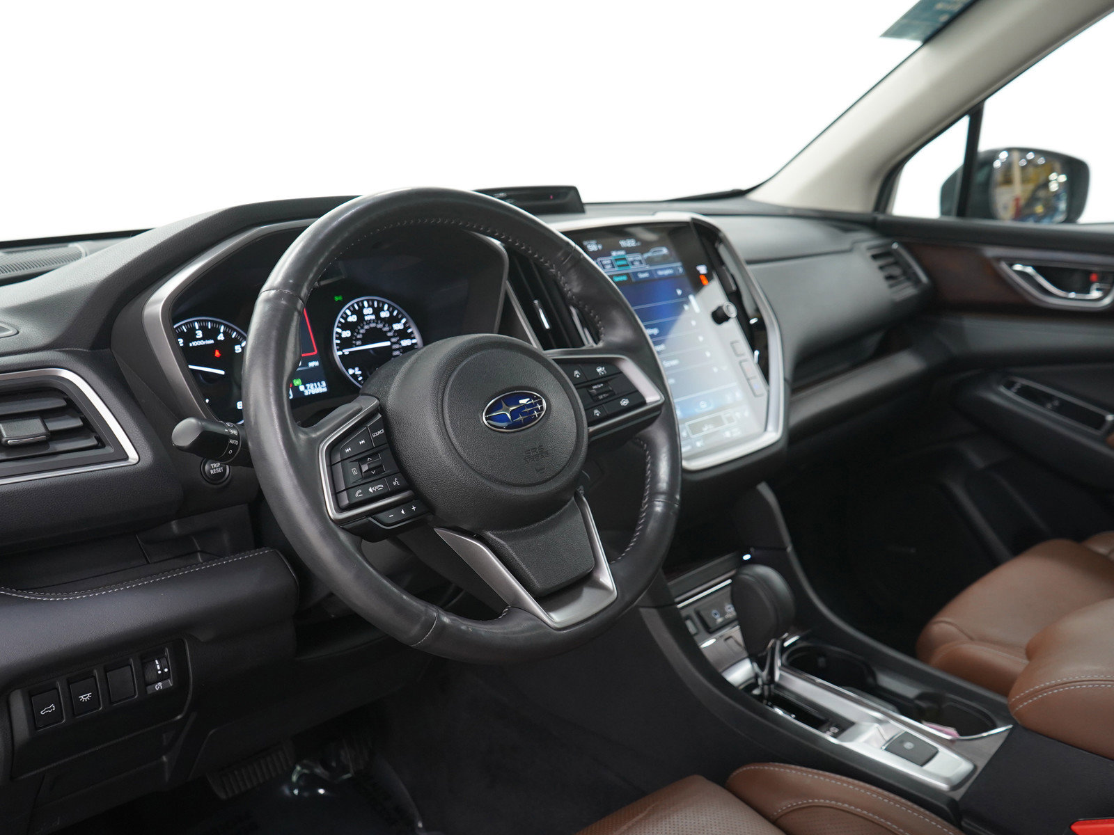 Used 2023 Subaru Ascent Touring AWD/4WD image 27