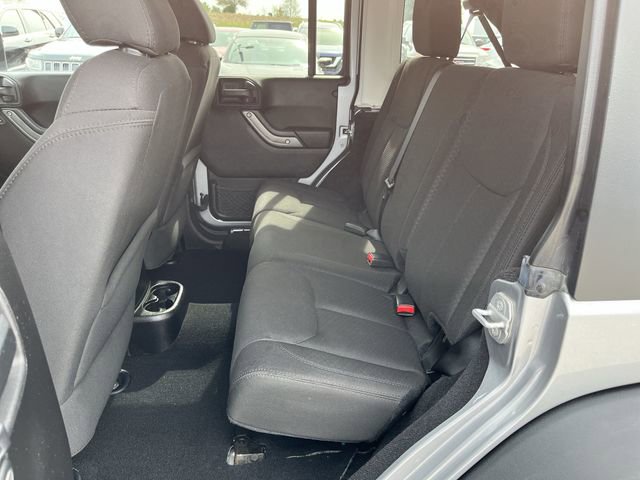 Used 2015 Jeep Wrangler Unlimited Sport w/ Quick Order Package 24S AWD/4WD image 24