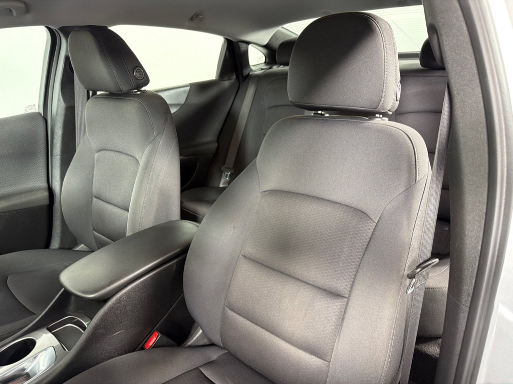 Used 2021 Chevrolet Malibu RS FWD image 12