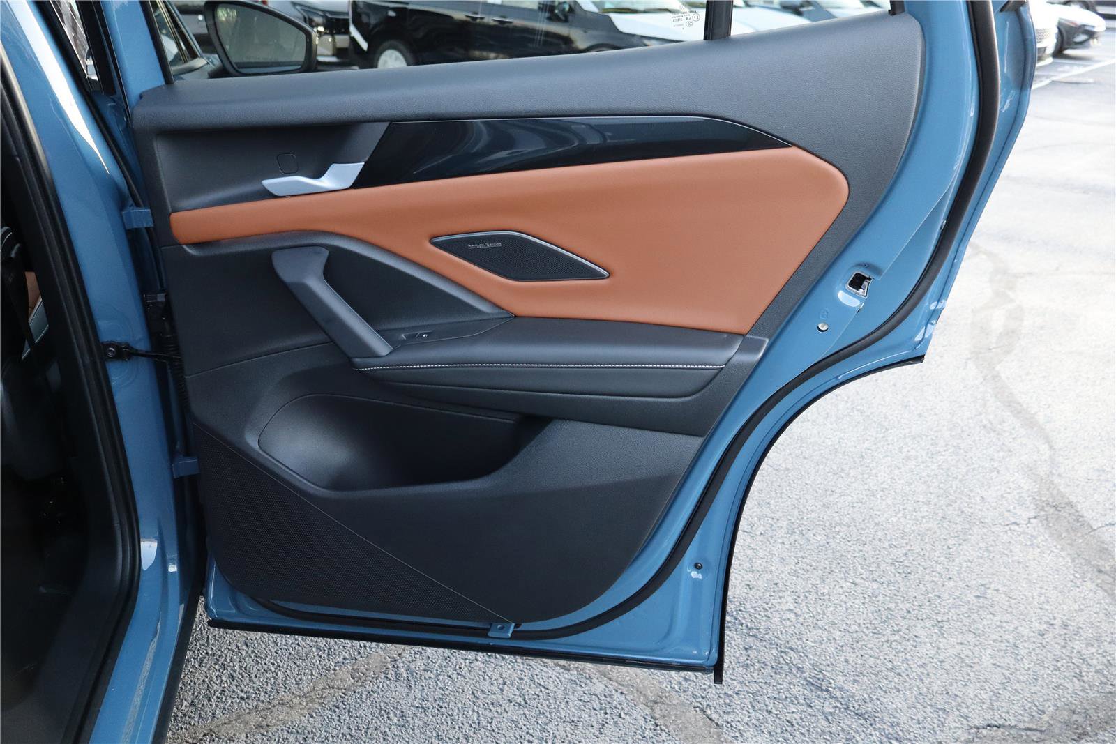 New 2026 Volkswagen Tiguan SEL R-Line image 30