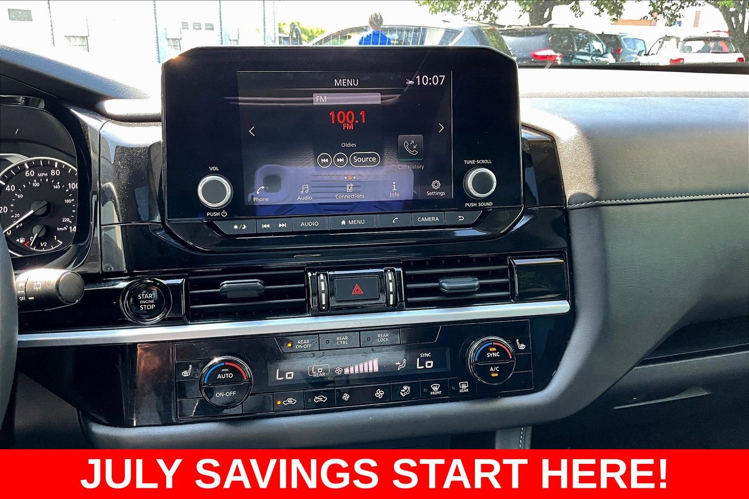 Used 2025 Nissan Pathfinder SV w/ SV Premium Package AWD/4WD image 19