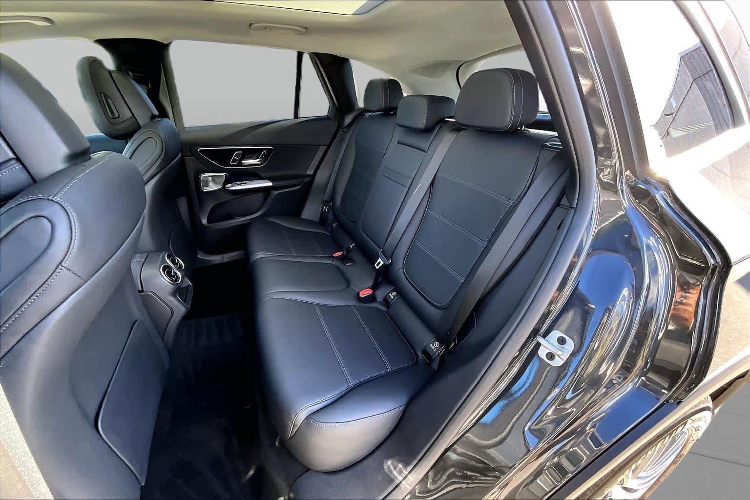 Used 2026 Mercedes-Benz GLC 300 4MATIC image 20