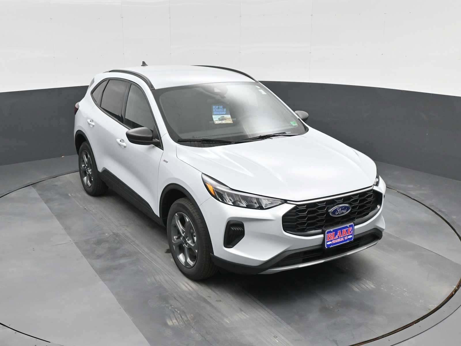 New 2026 Ford Escape ST-Line w/ Tech Pack #1 image 10