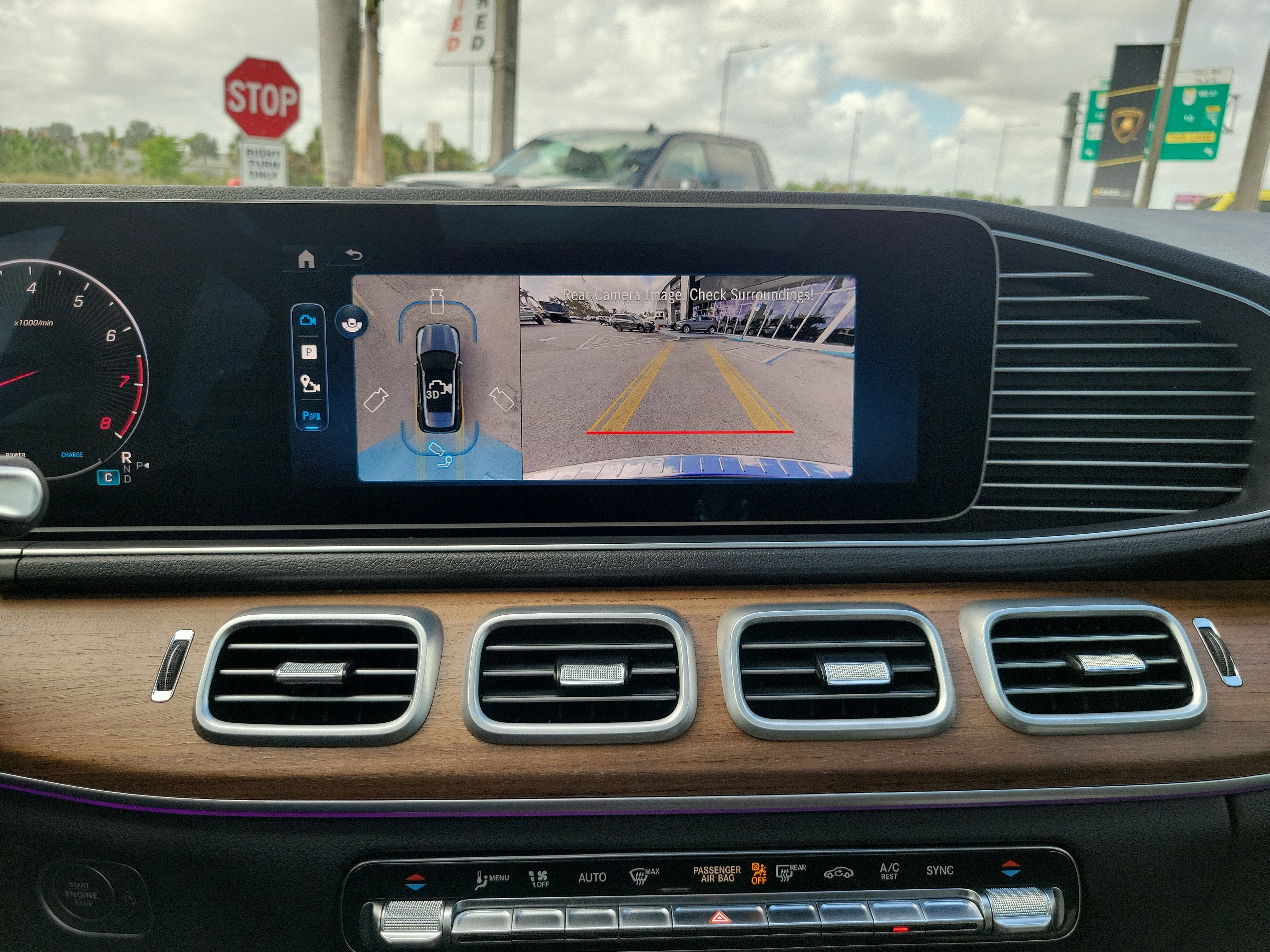 Used 2025 Mercedes-Benz GLE 580 4MATIC image 10