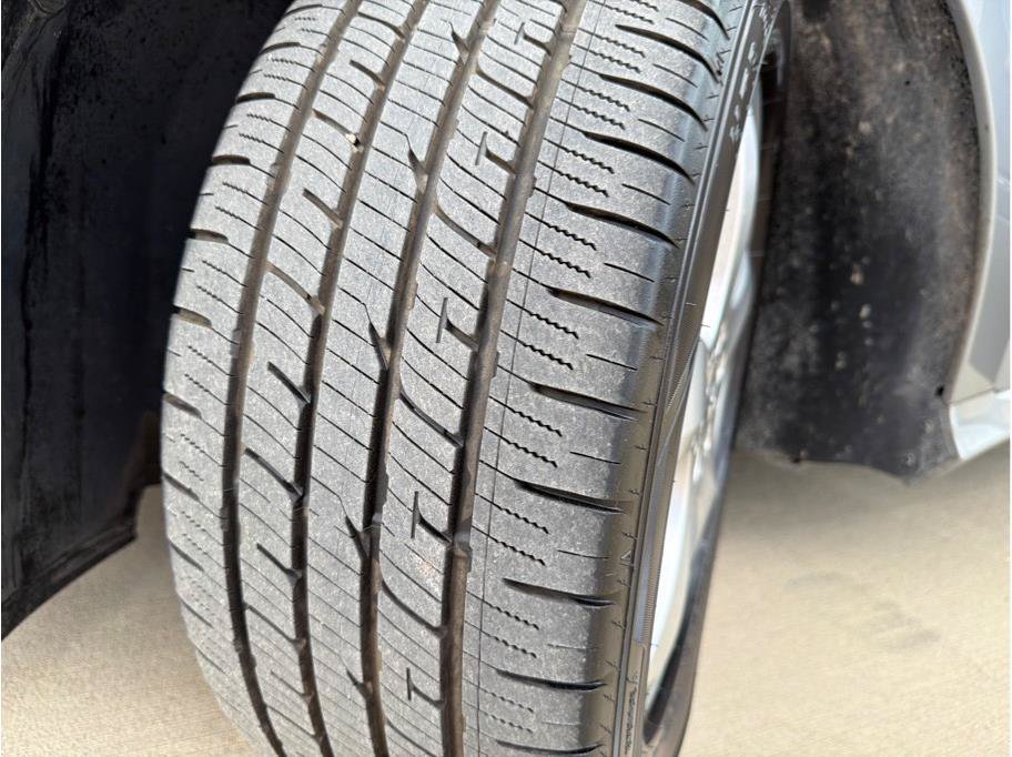 Used 2011 Mercedes-Benz R 350 BlueTEC 4MATIC image 31