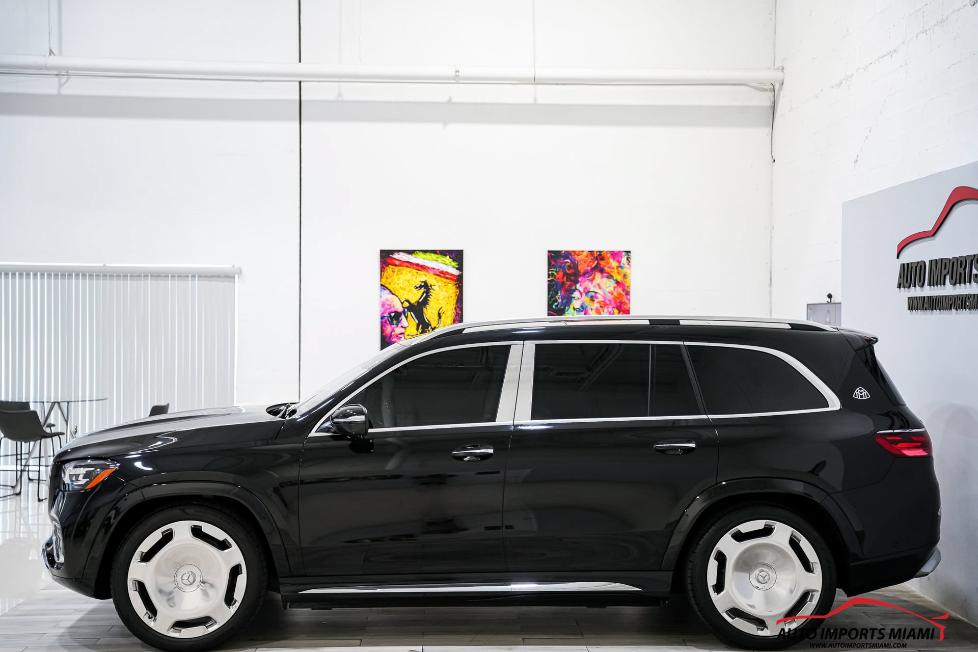 Used 2024 Mercedes-Benz Maybach GLS 600 4MATIC image 12