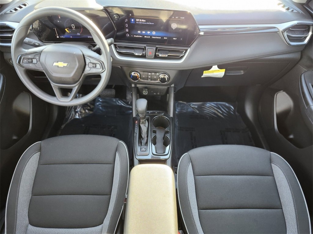 Used 2025 Chevrolet TrailBlazer LS w/ LS Confidence Package image 10