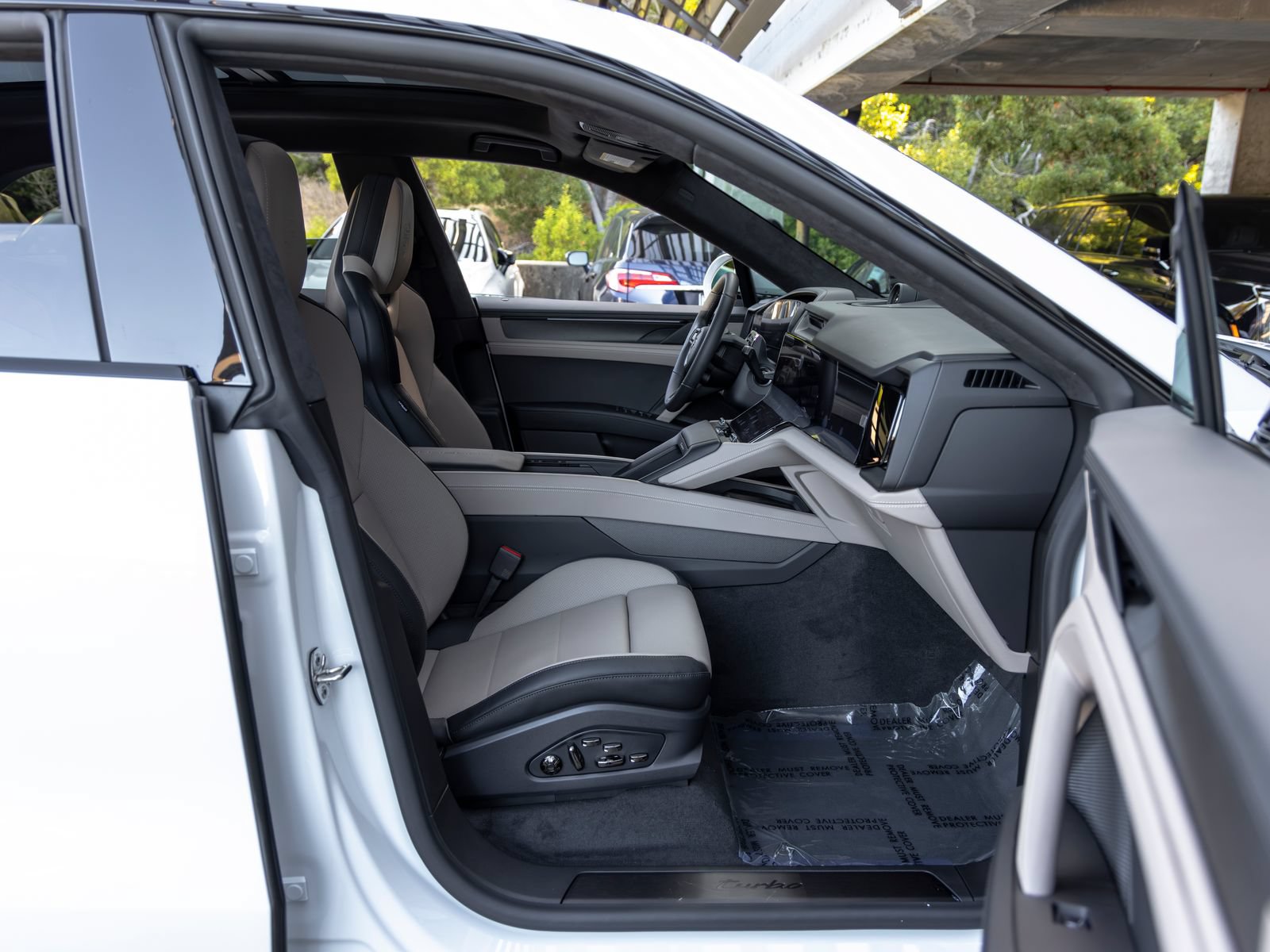 New 2026 Porsche Cayenne Turbo AWD/4WD image 60