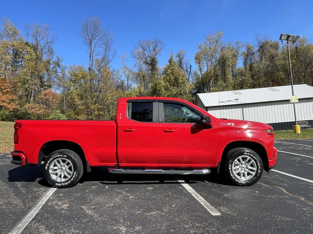 Certified 2020 Chevrolet Silverado 1500 RST image 2