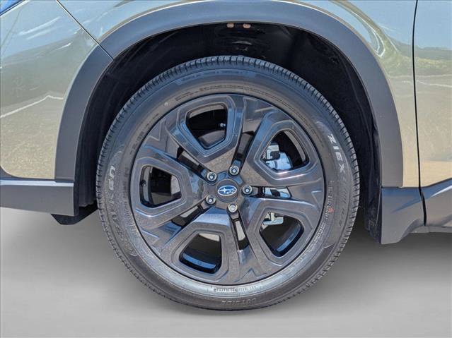 Used 2025 Subaru Ascent Onyx Edition AWD/4WD image 23