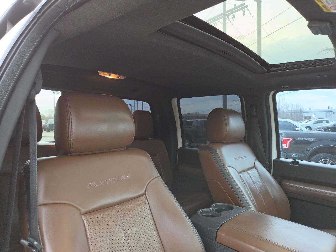 Used 2016 Ford F250 Platinum w/ FX4 Off-Road Package image 30