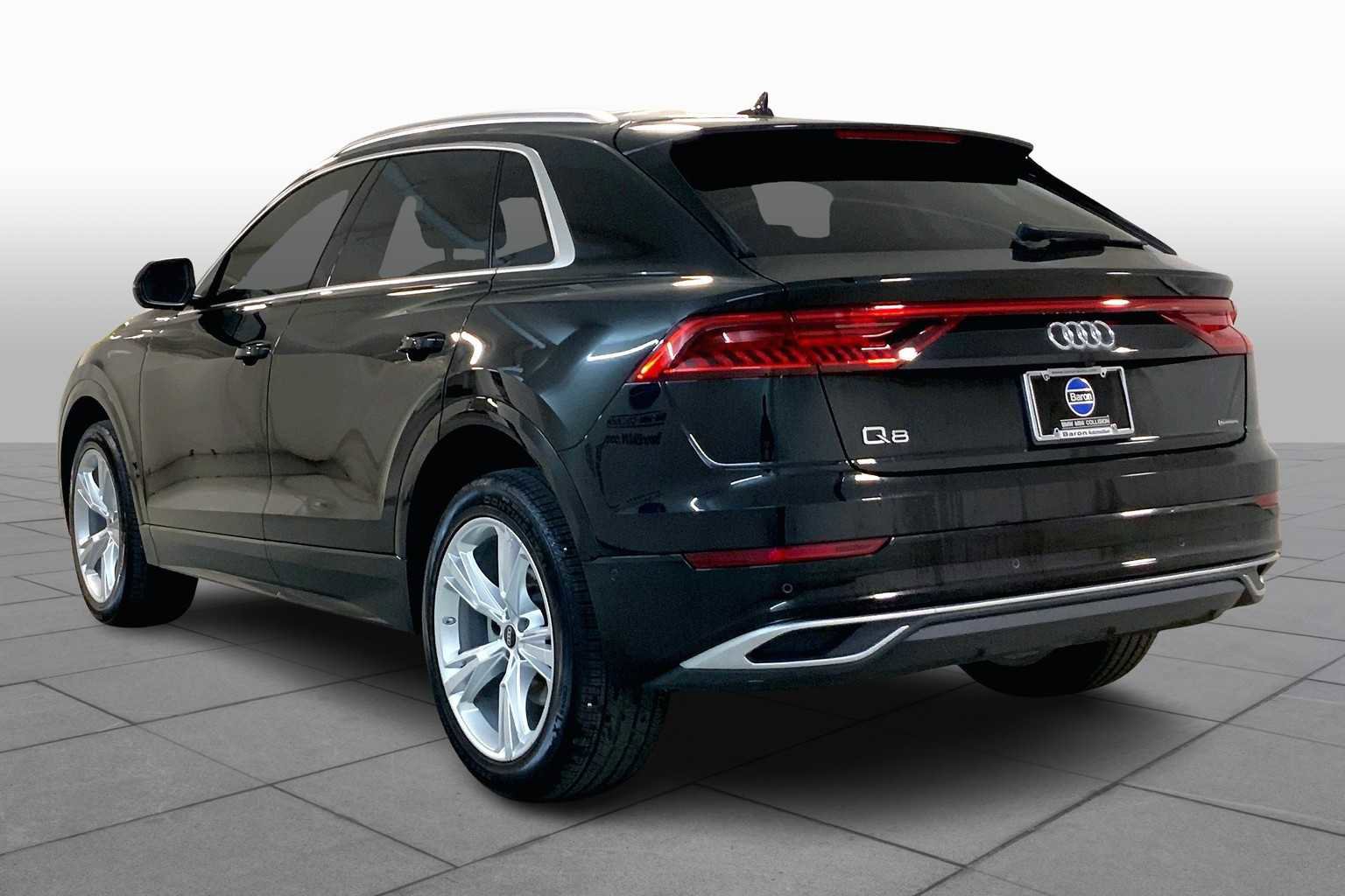 Used 2023 Audi Q8 Prestige image 4