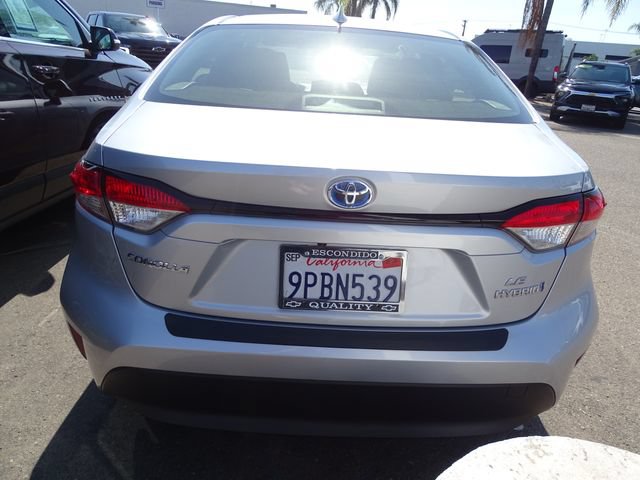 Used 2024 Toyota Corolla LE FWD image 3
