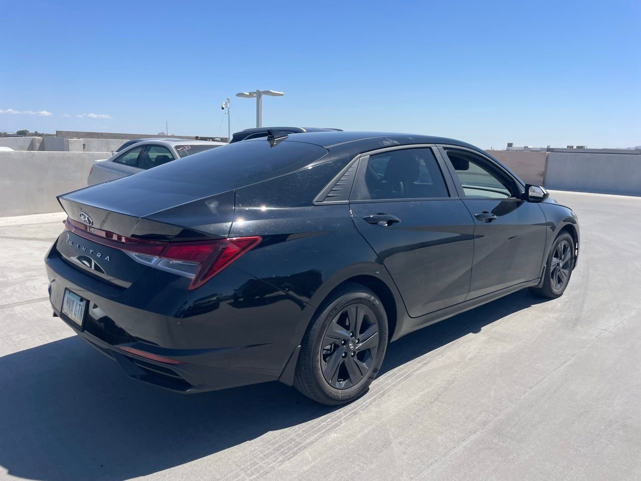 Used 2023 Hyundai Elantra SEL image 3