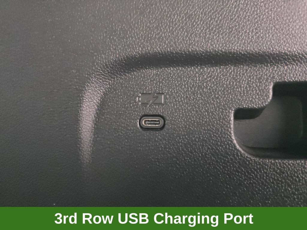 Certified 2025 Buick Enclave Sport Touring w/ Power Package AWD/4WD image 50