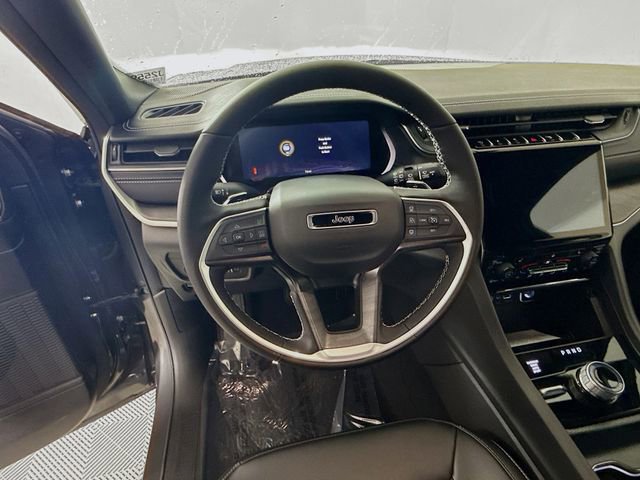 New 2025 Jeep Grand Cherokee L Limited image 11