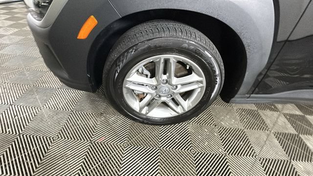 Certified 2023 Hyundai Kona SE AWD/4WD image 9