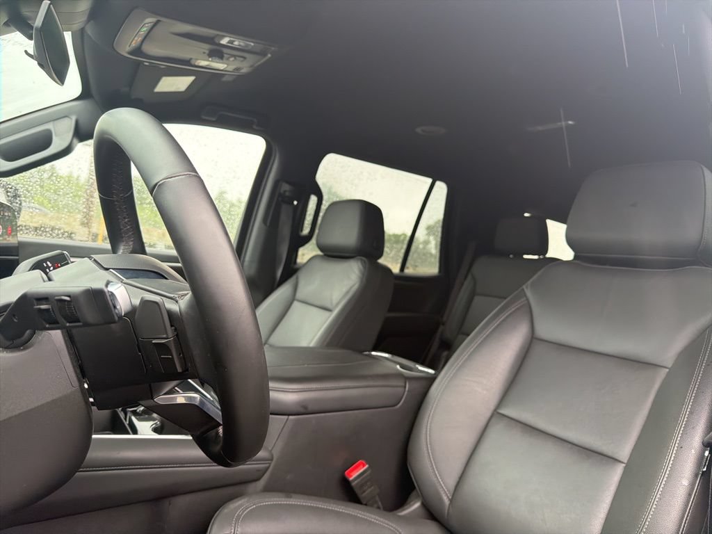 Used 2025 Chevrolet Tahoe LT RWD image 34