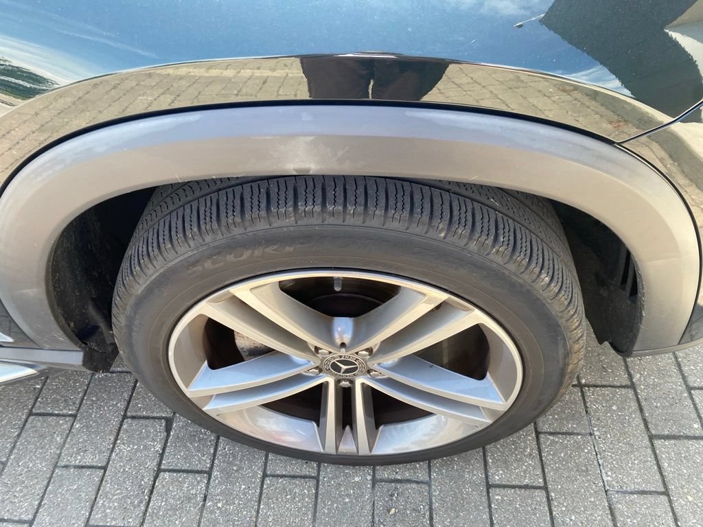 Used 2020 Mercedes-Benz GLE 350 4MATIC image 20