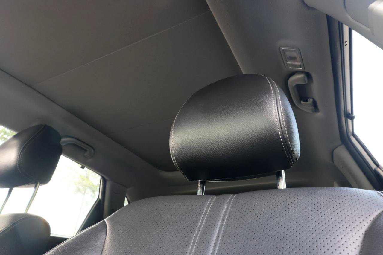 Used 2014 Kia Sorento SX w/ 3rd Row Package FWD image 41