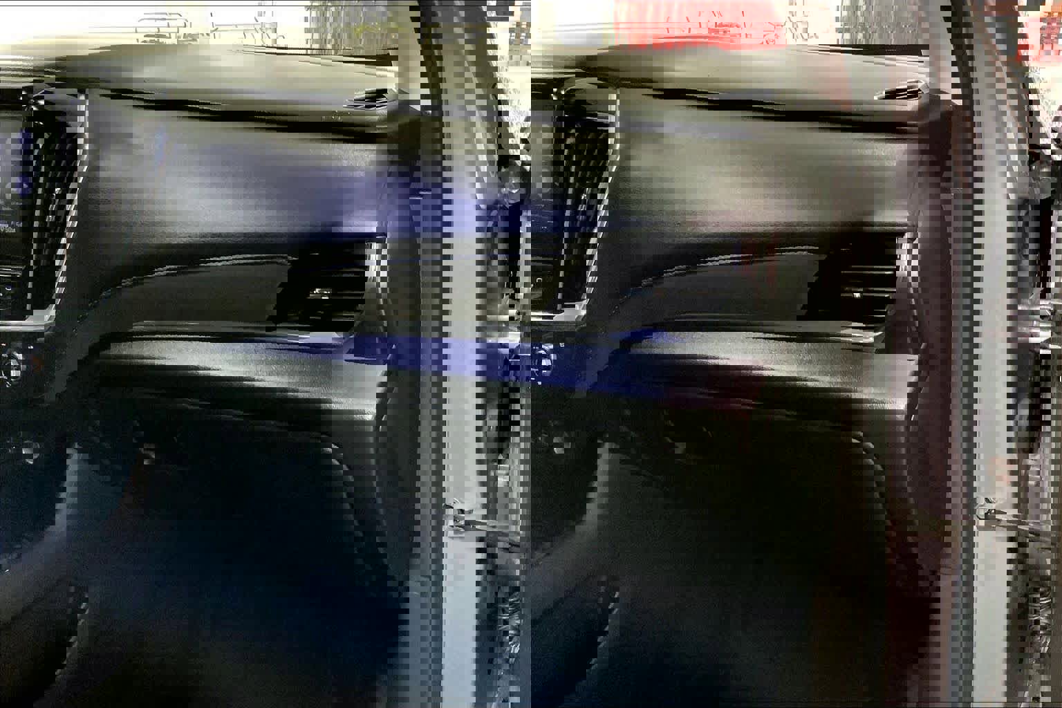 Used 2020 Chevrolet Traverse High Country image 18