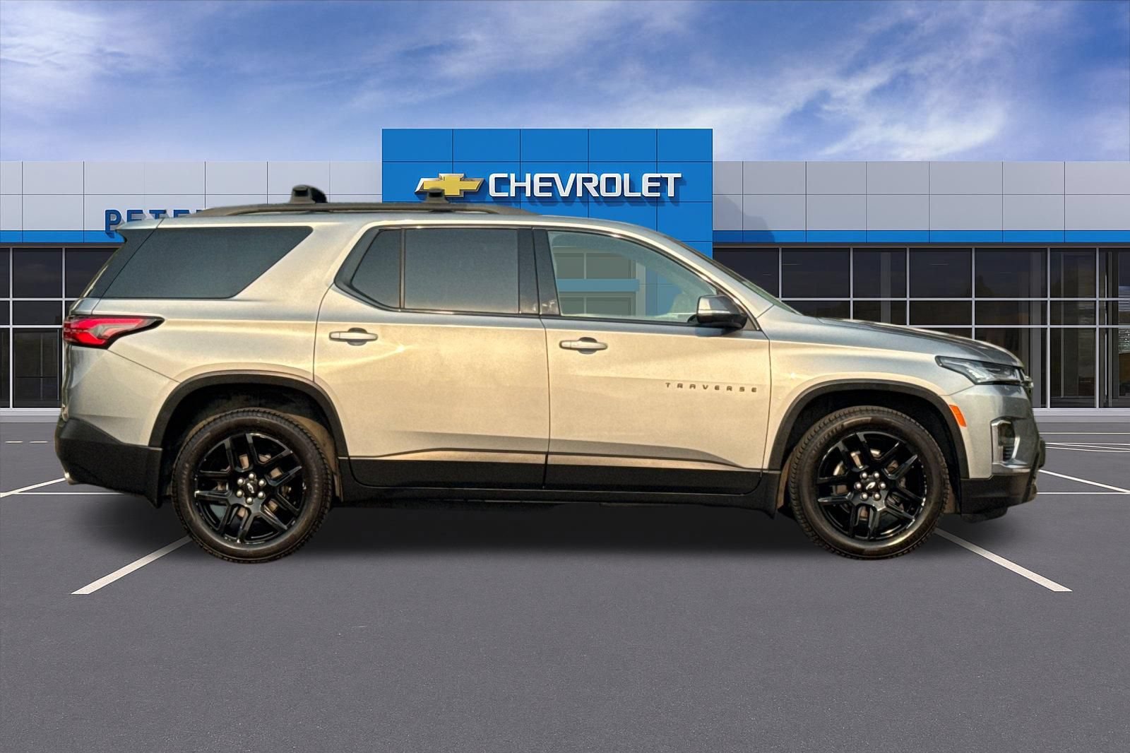 Certified 2023 Chevrolet Traverse RS AWD/4WD image 3
