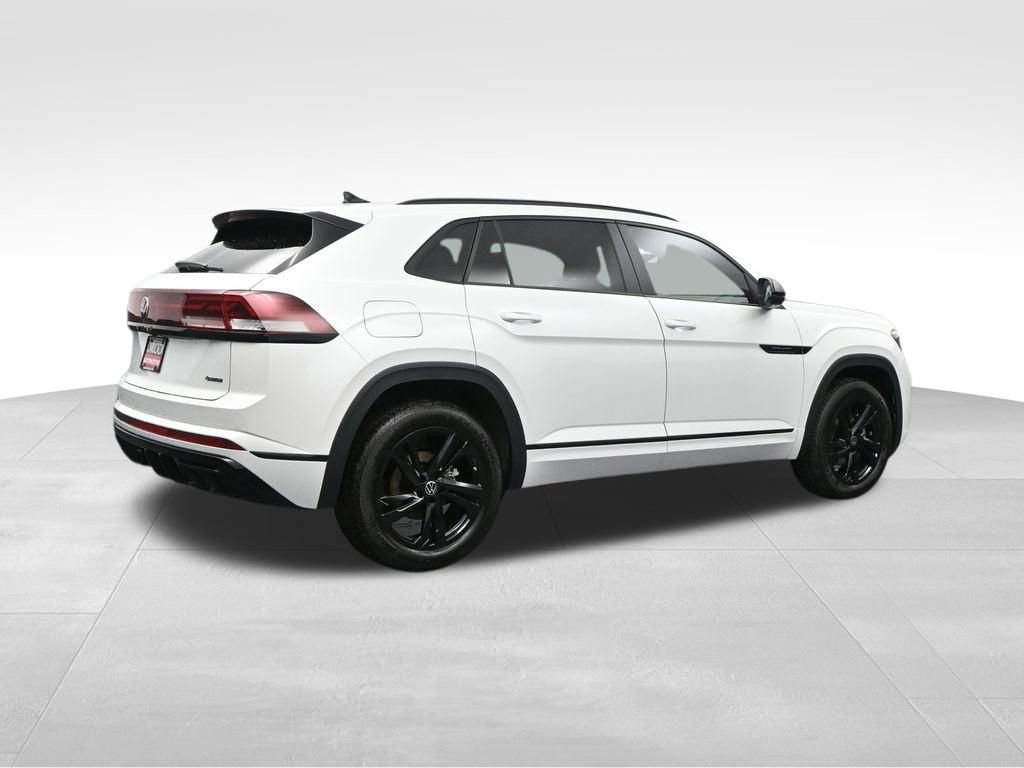 New 2026 Volkswagen Atlas Cross Sport SEL R-Line image 3
