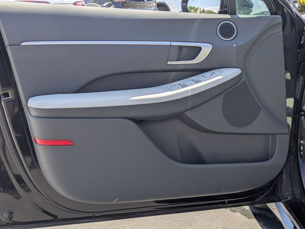 Used 2025 Hyundai Sonata SEL image 15