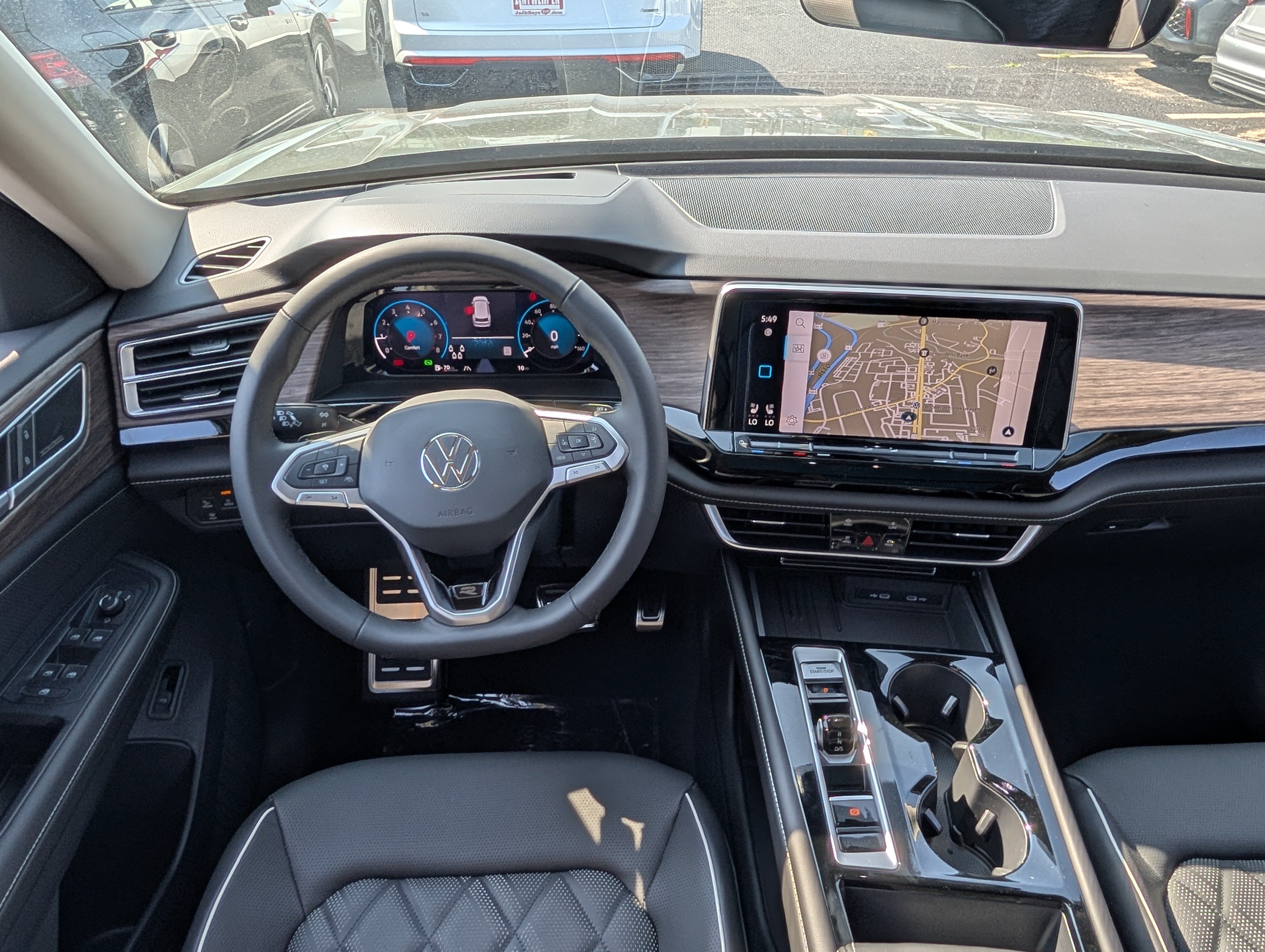 New 2026 Volkswagen Atlas SEL Premium R-Line AWD/4WD image 17