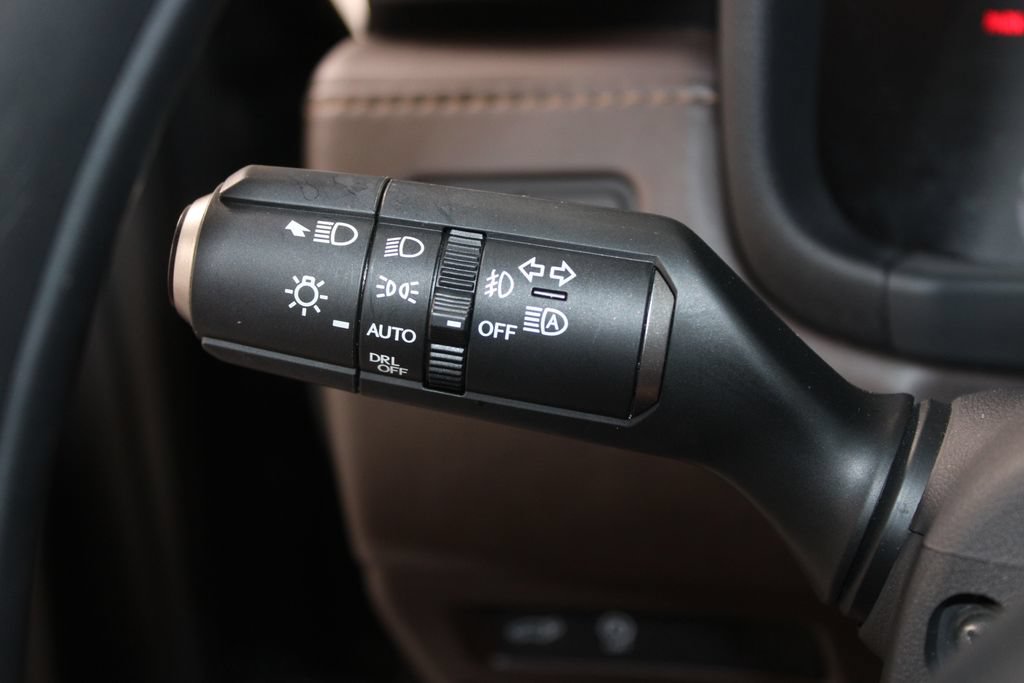 Used 2024 Lexus LX 600 4WD w/ Luxury Package image 26