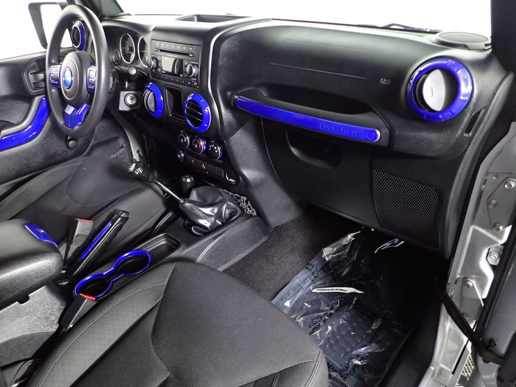 Used 2016 Jeep Wrangler Unlimited Sport AWD/4WD image 32